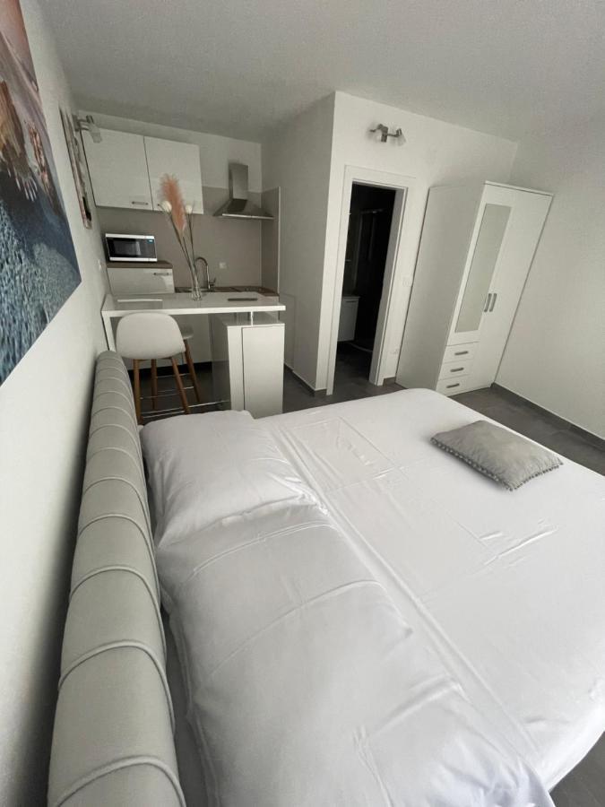 Villa Milena Sweet Apartment-With A Pool Trogir Exterior foto